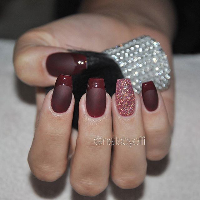 matte and glossy french nails and glitter accent nail