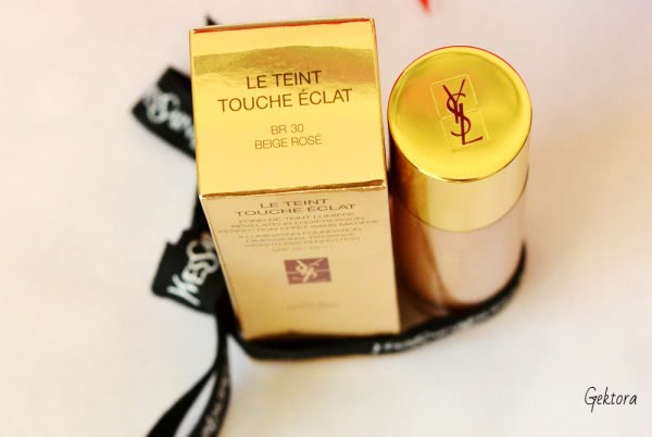 Тональная основа 3D сияние YSL Le Teint Touche Eclat BR 30 SPF 19 / PA++