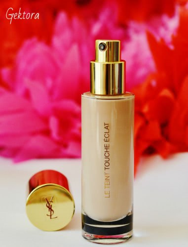 Тональная основа 3D сияние YSL Le Teint Touche Eclat BR 30 SPF 19 / PA++