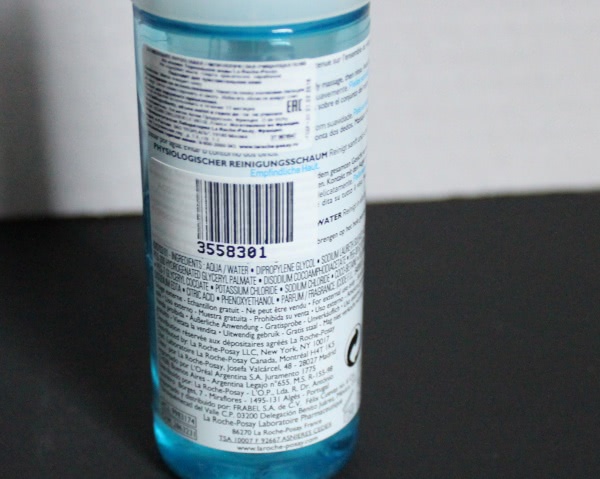 Два слова о пенке - La Roche Posay - Physiological Foaming Water With La Roche Posay thermal spring water Физиологическая очищающая пенка на основе термальной воды La Roche Posay