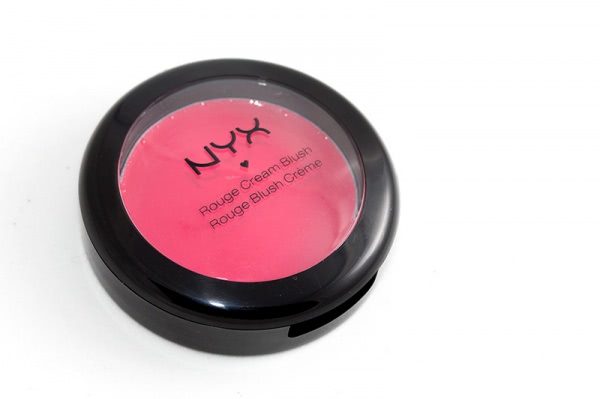 Румяна Nyx Rouge Cream Blush Red Cheeks - кто осмелится?