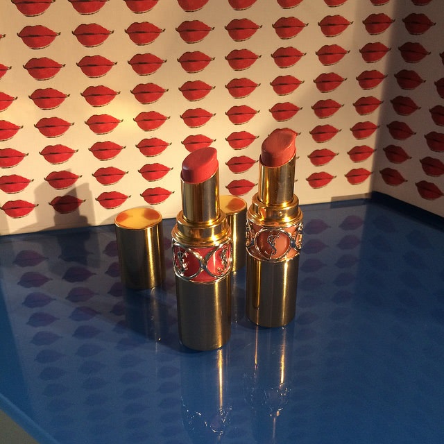 YSL Rouge Volupte Shine No13 и No 9 - неуловимые, блестящие и прекрасные