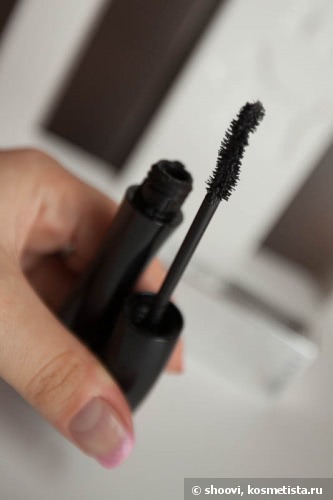 Тушь Lancome Hypnose Drama Instant Full Body Volume Mascara в оттенке Black