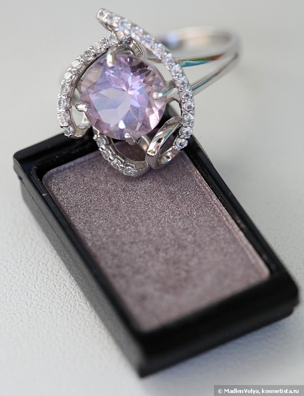 Маленькие, но очень красивые тени ArtDeco Перламутровые тени для век Eyeshadow pearl № 86