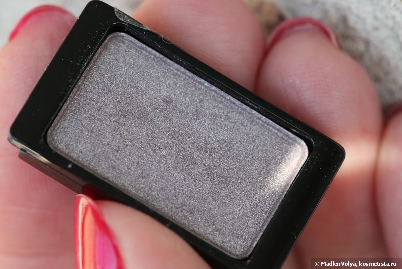 Маленькие, но очень красивые тени ArtDeco Перламутровые тени для век Eyeshadow pearl № 86