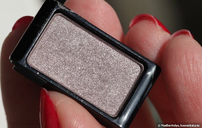 Маленькие, но очень красивые тени ArtDeco Перламутровые тени для век Eyeshadow pearl № 86