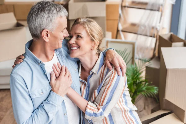 High Angle View Happy Senior Couple Embracing Holding Hands Smiling — стоковое фото